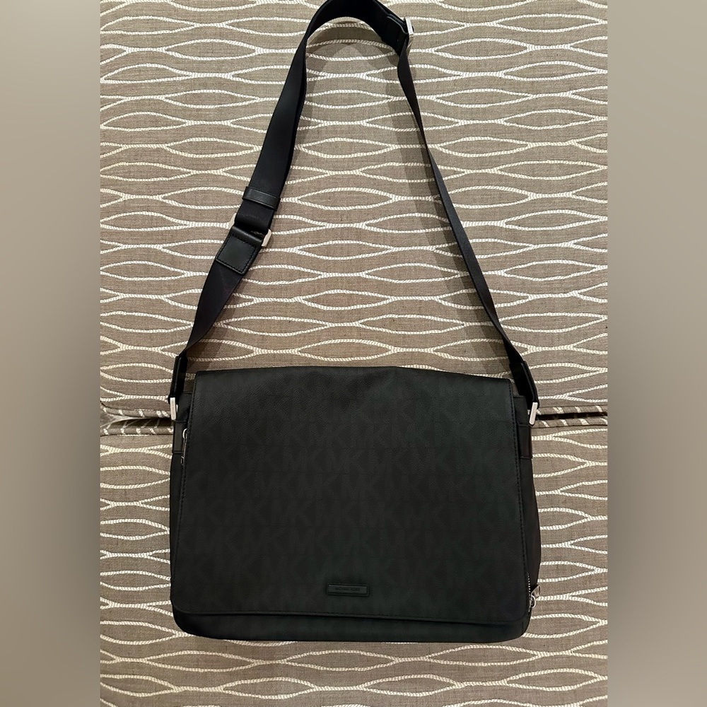 Michael Kors- MK Logo Leather Briefcase